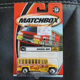 Matchbox #16 School Bus Yellow City Dudes Series 2000 New On Card 92219 Burton