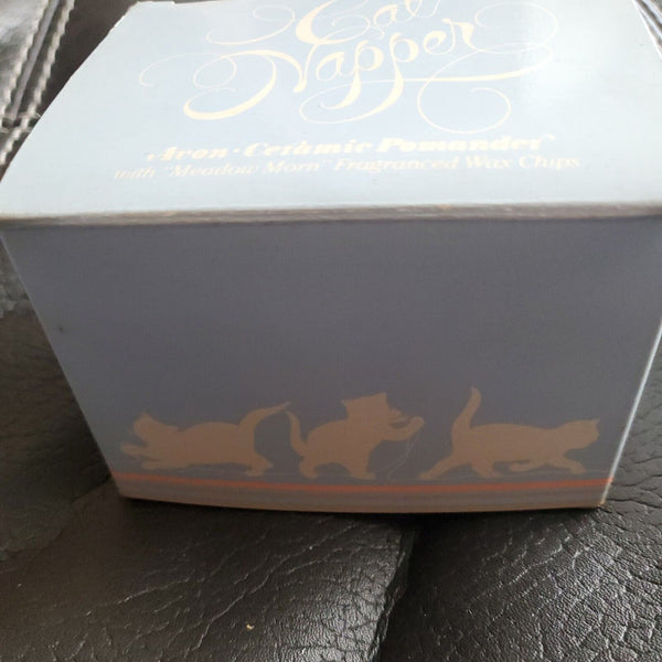 Avon Collectible 1983 Cat Napper Ceramic Pomander "Meadow Morn" Fragranced NOS