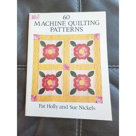 60 Machine Quilting Patterns (Dover Quilting) - Paperback By Holly, Pat