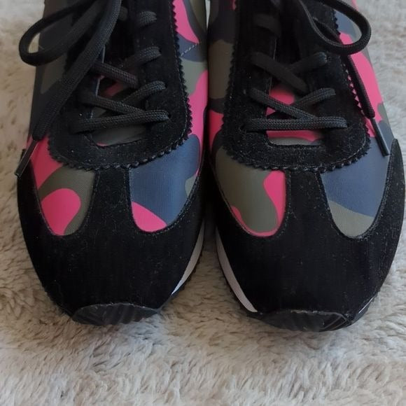 Dkny Womens Arlie Running Style Sneakers Black Pink Green Low Top Shoes Size 10