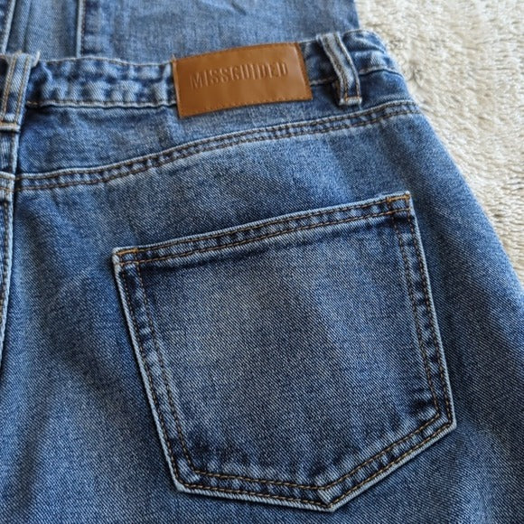 Misguided Medium Wash Straight Leg Boyfriend Fit Blue Jeans Size 10 Waist 29 In
