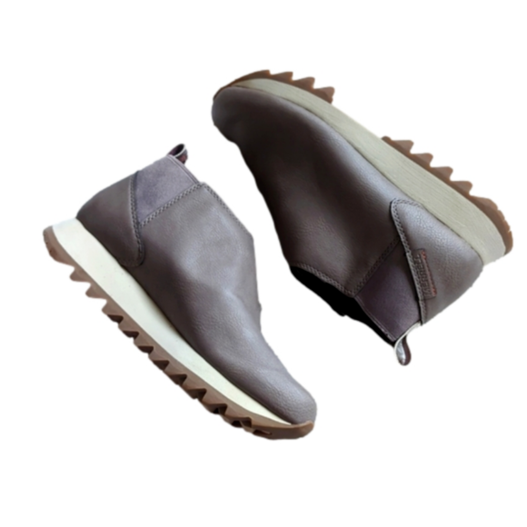 Merrell Beige Grey Leather ALPINE CHELSEA Falcon Boots Women's Shoes Size 8M
