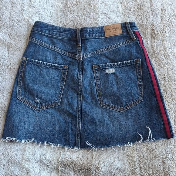 Abercrombie & Fitch Raw Hem Blue Jean Skirt Red Side Stripe Size 2