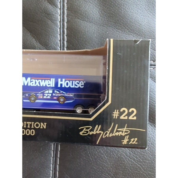 1993 Racing Champions 1:87 NASCAR Bobby Labonte Maxwell House Transporter #22