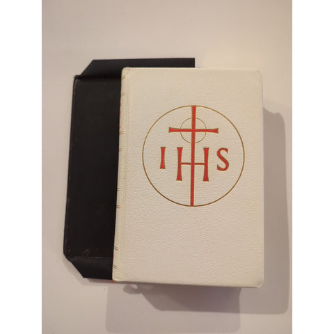 1961 Fulton J Sheen Sunday Missal Bilingual Latin & English - White Leatherbound
