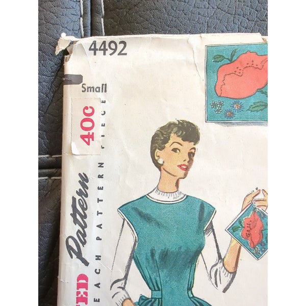 1953 Simplicity Sewing Pattern 4492 Womens Full & Half Cobbler Apron Sz S 11248