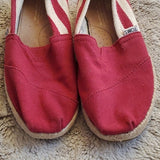 Tom's Red White Light Weight Simple Slip On Canvas Fashion Sneakers Size 7.5