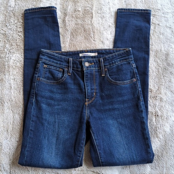 Levi's Medium Wash Distressed 721 High Rise Skinny Blue Jeans Size 25