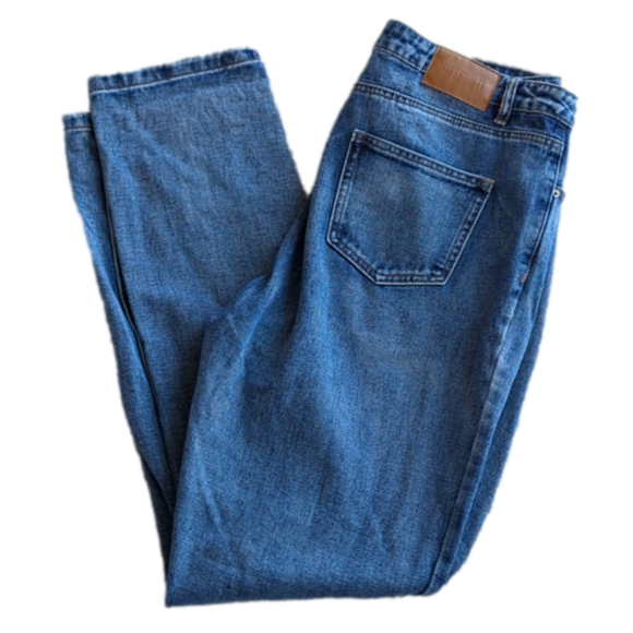 Misguided Medium Wash Straight Leg Boyfriend Fit Blue Jeans Size 10 Waist 29 In