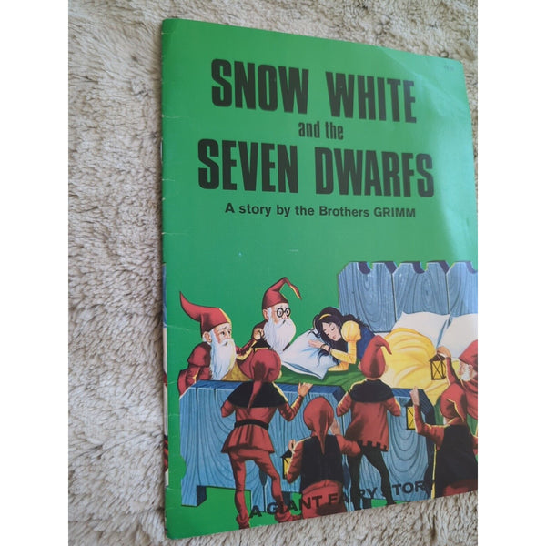 A Giant Fairy Story Snow White And The Seven Dwarfs 1983 Large Print Vtg