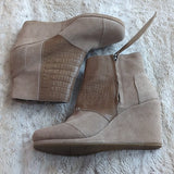 Toms Size 9 Suede Wedge Ankle Booties Womens Desert Tan Brown Shoes Leather