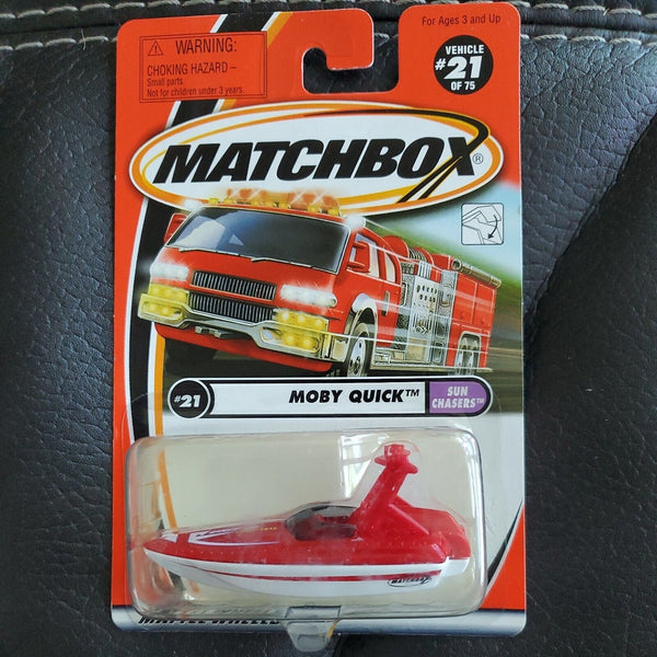 2000 Matchbox #21 of 75 Sun Chasers Moby Quick Red White Boat 1/64 NEW 92225