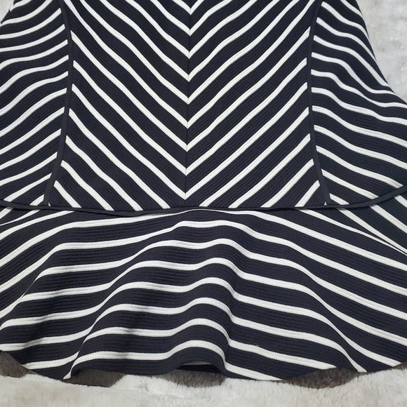 Juicy Couture Black and White Geometric Fit and Flare Dress Size S