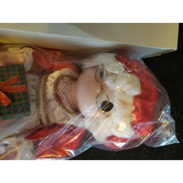 Precious Moments QVC Special Mrs. Santa Claus Doll Christmas