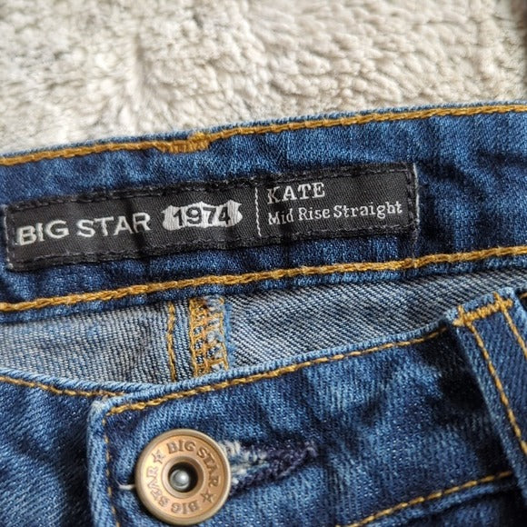 Big Star Medium Wash Kate Mid Rise Straight Blue Jean Size 27