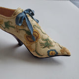 Just The Right Shoe by Raine Brocade Court #25002 No Box Collectable 1998