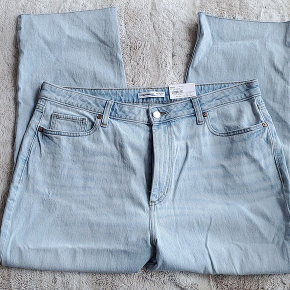 Elizabeth and James Light Wash High Rise Raw Edge Crop Blue Jeans Size 18 NWT