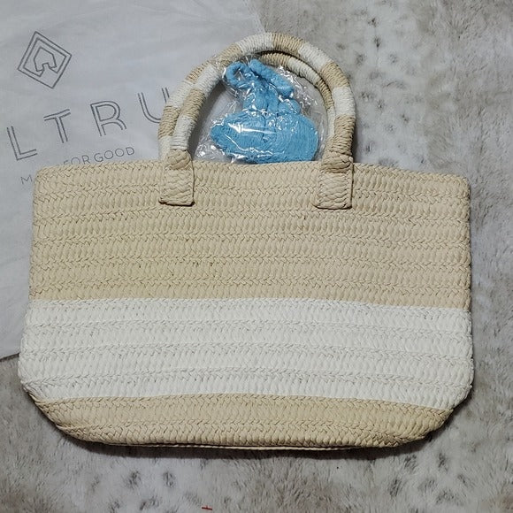 NWT Altru Larger Cream and White Straw Tote Beach Summer Bag
