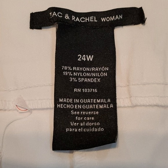 NWT Zac & Rachel Woman White Ultimate Fit Pull On Crop