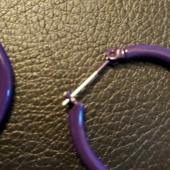 Boutique Purple Hoop Earrings w Clip Clasps