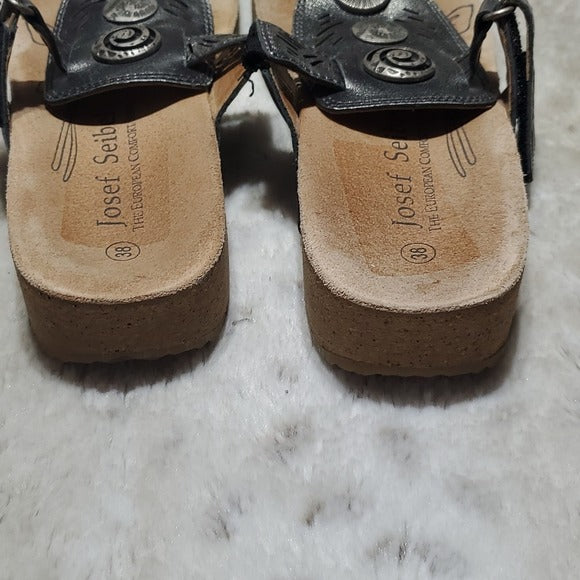 Josef Seibel Gray and Silver Leather Thong Sandals w Cork Base Size 7.5