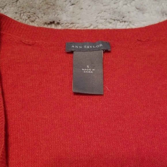 Ann Taylor Light Weight 3/4 Sleeve Wool Sweater Size S