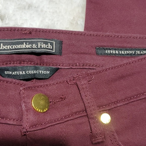 Abercrombie & Fitch Signature Cotton Maroon Super Skinny Jean Size 25