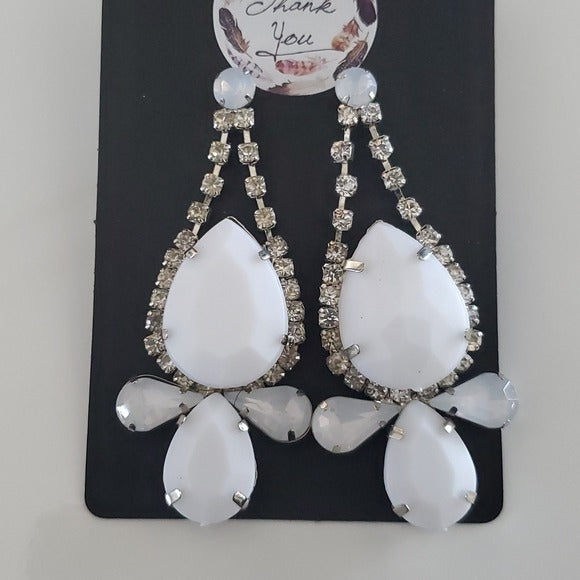 Boutique Large White and Silver Tone Drop Fashion Earrings