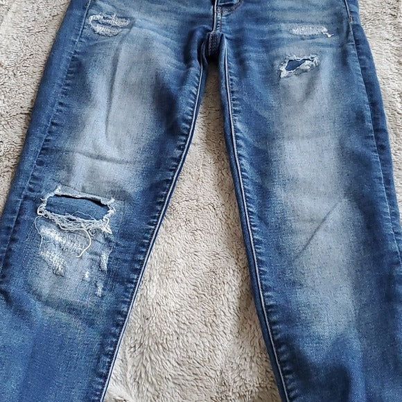 American Eagle Distressed Super Stretch Mid Rise Jegging Jean Size 2