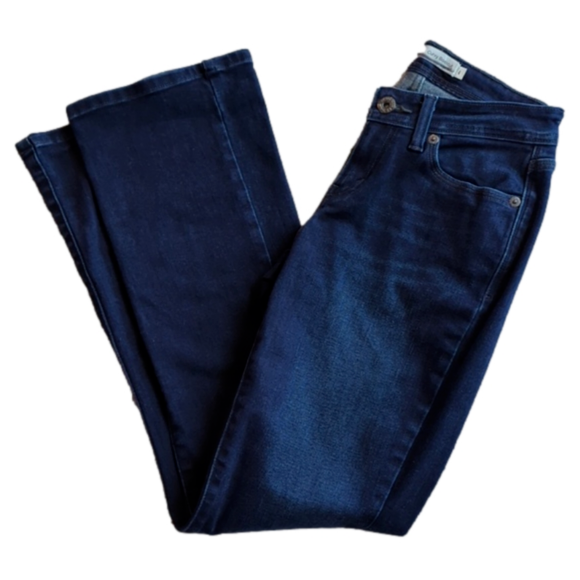 Levi's Dark Wash Mid Rise 529 Curvy Bootcut Blue Jean Size 4