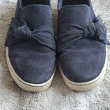 Bussola Navy Suede Leather European Flats w Bow Detail Fashion Sneakers Size 9.5