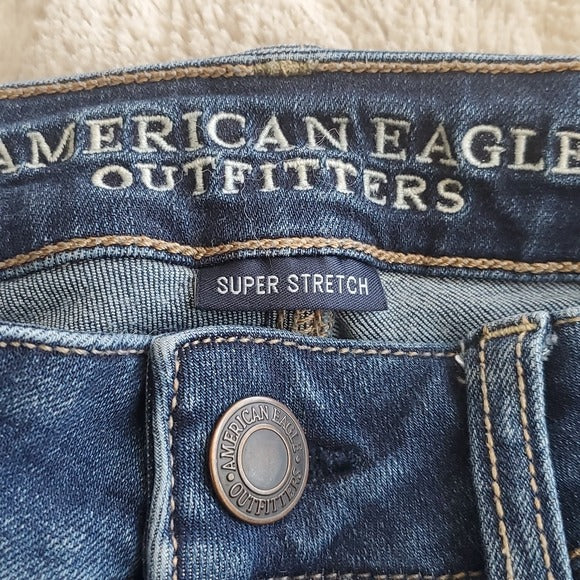 American Eagle Super Stretch Lower Rise Skinny Blue Jeans Size 2