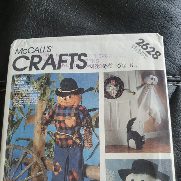 CRAFTS UNCUT MCCALLS 2628 Sewing Pattern FALL HALLOWEEN SNOWMAN GHOST HOME DECOR