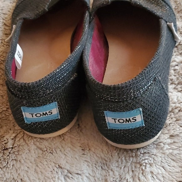Tom's Black Silver Light Weight Simple Slip On Canvas Fashion Sneakers Size 7.5