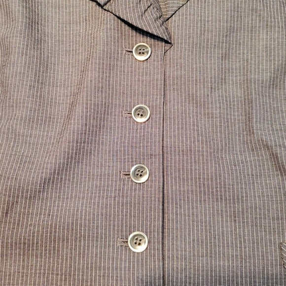 Tahari Gray Vertical Stripe Blazer w Fancy Collar Size 10